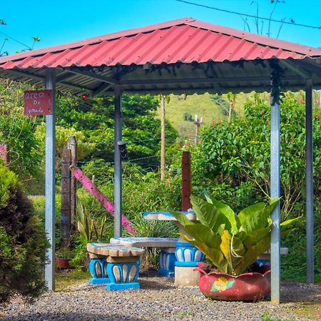 Cabinas Cascada Rio Celeste บิฆากัว ภายนอก รูปภาพ
